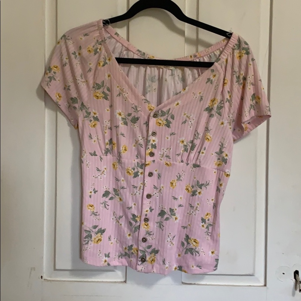 Pink short sleeve shirt